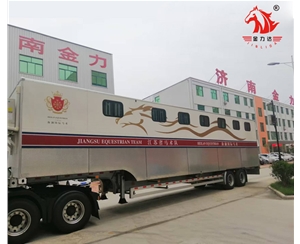 箱货挂车